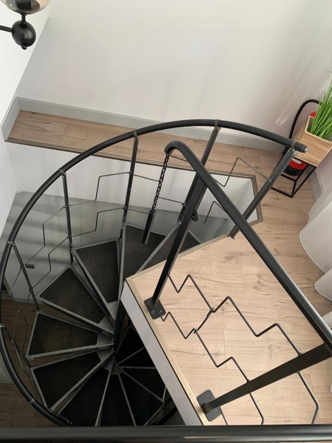 Zair Fireplace Apartments Ταλίν Εξωτερικό φωτογραφία