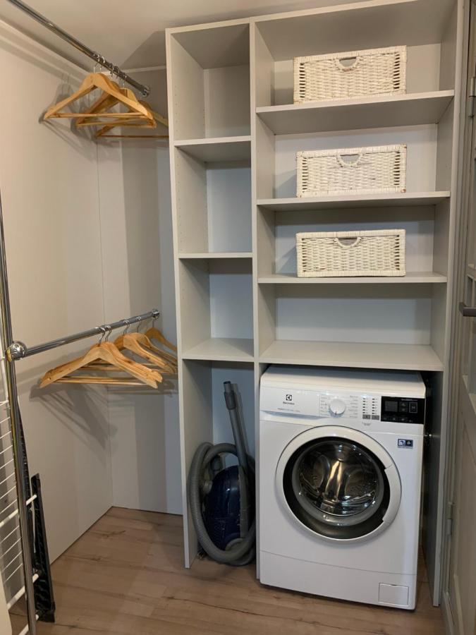 Zair Fireplace Apartments Ταλίν Εξωτερικό φωτογραφία